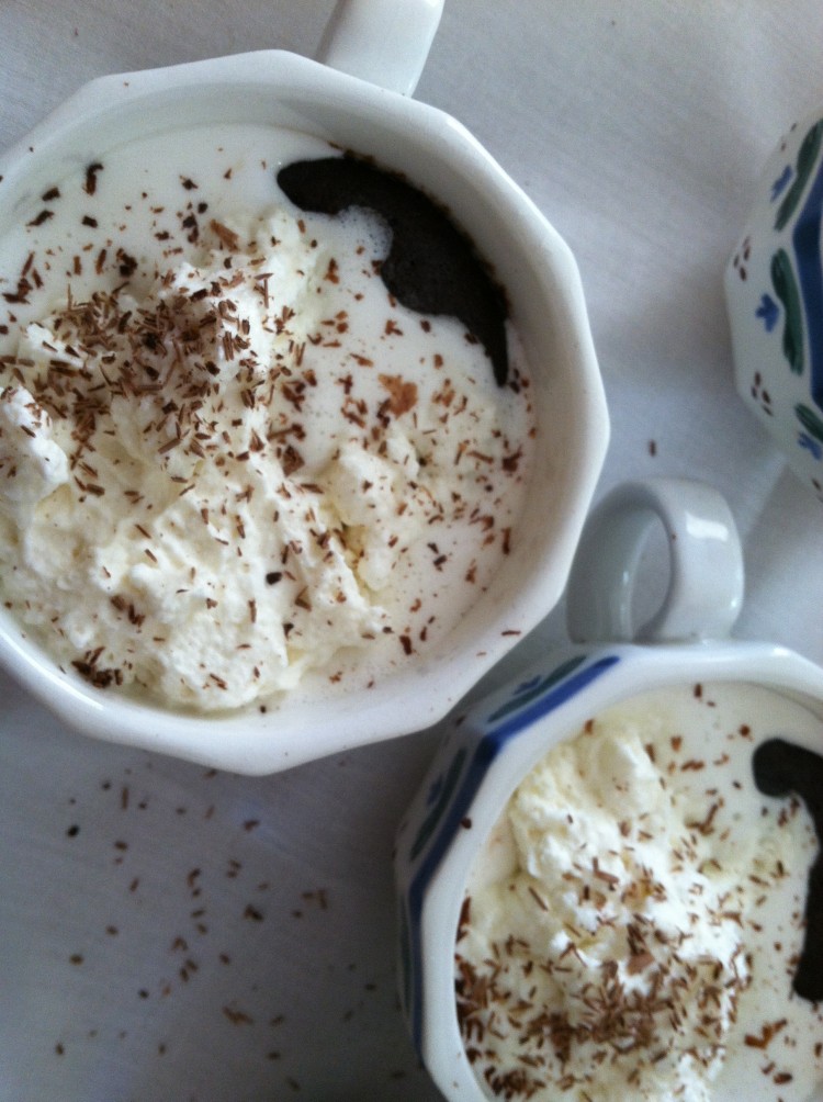 Choc w: whipped cream
