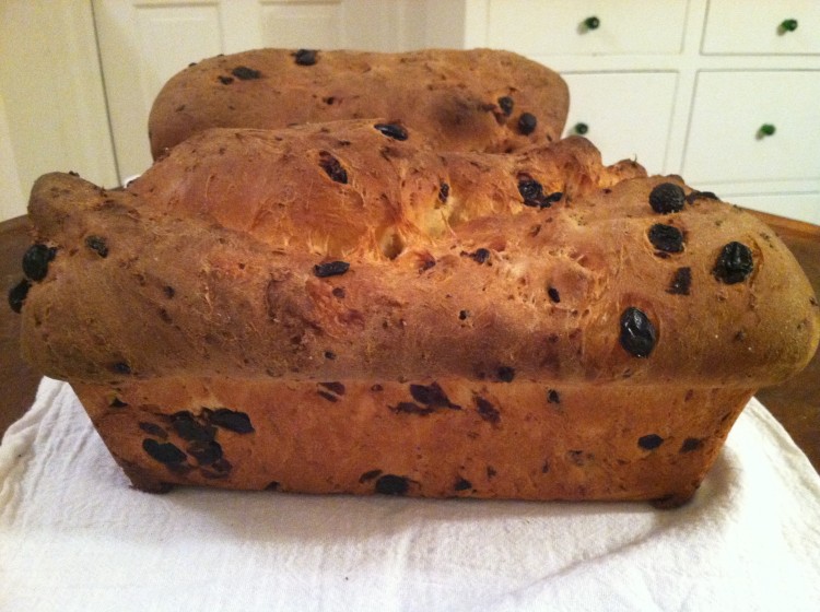 cinnamon raisin loaf