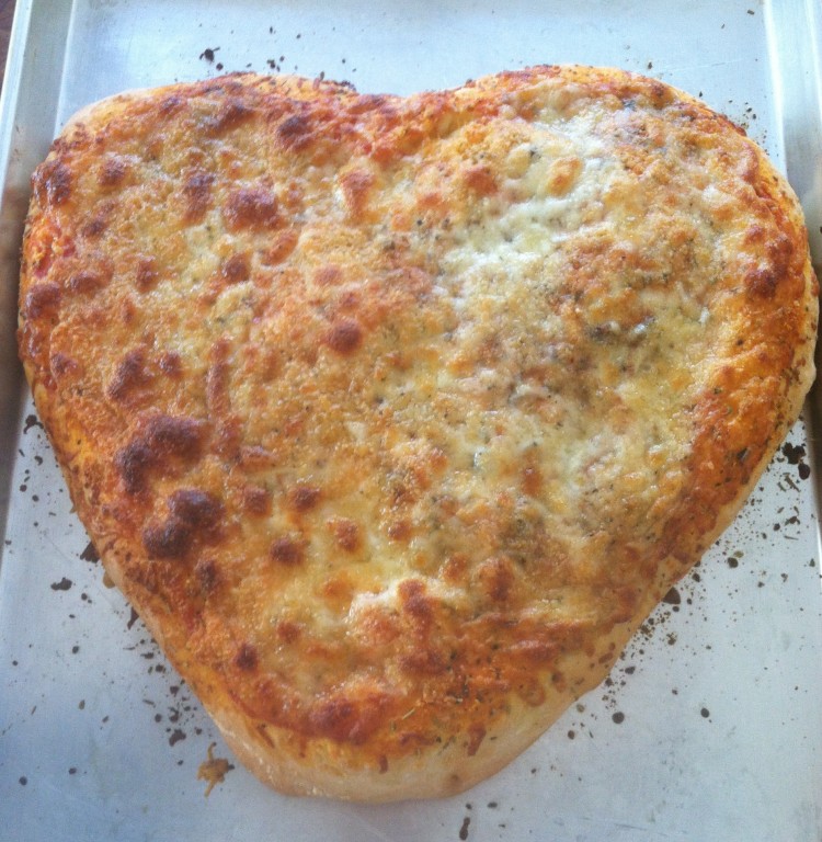 Finished pizza